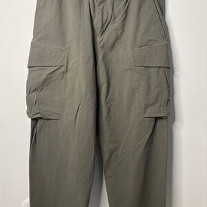 Lululemon Men's Olive Cargo Pants
